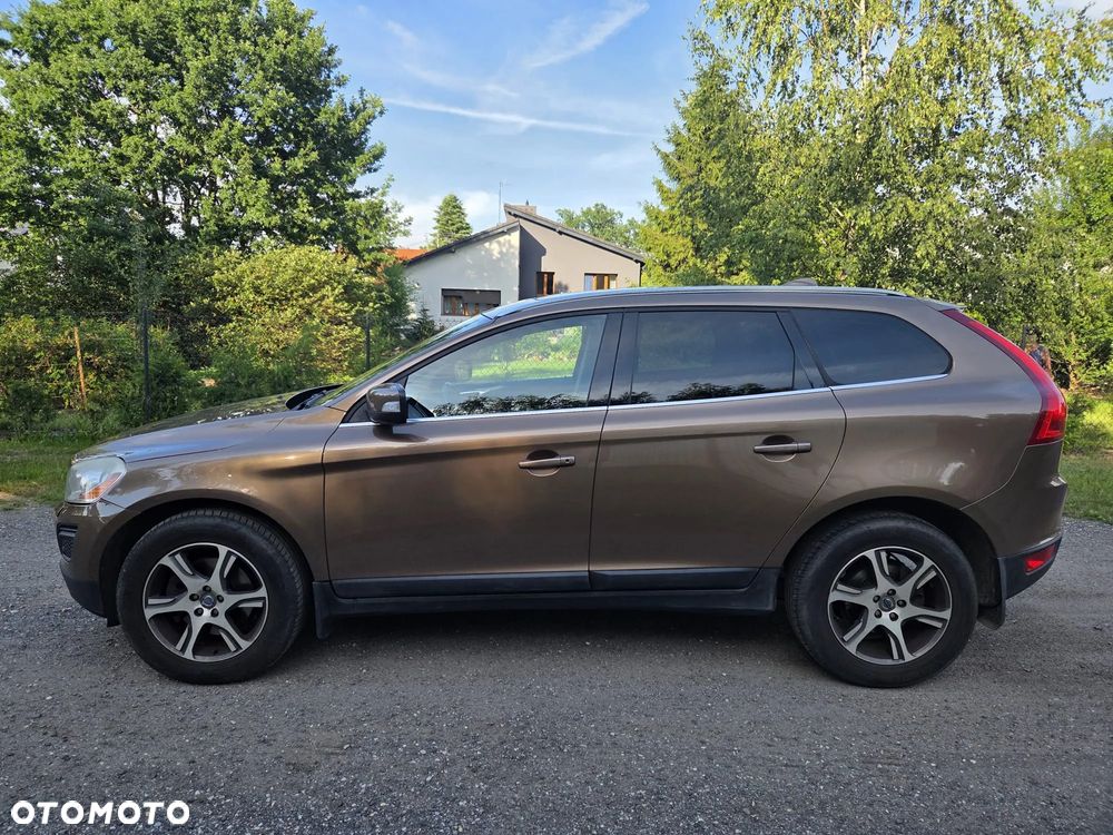 Volvo XC 60 D5 AWD Summum - 5
