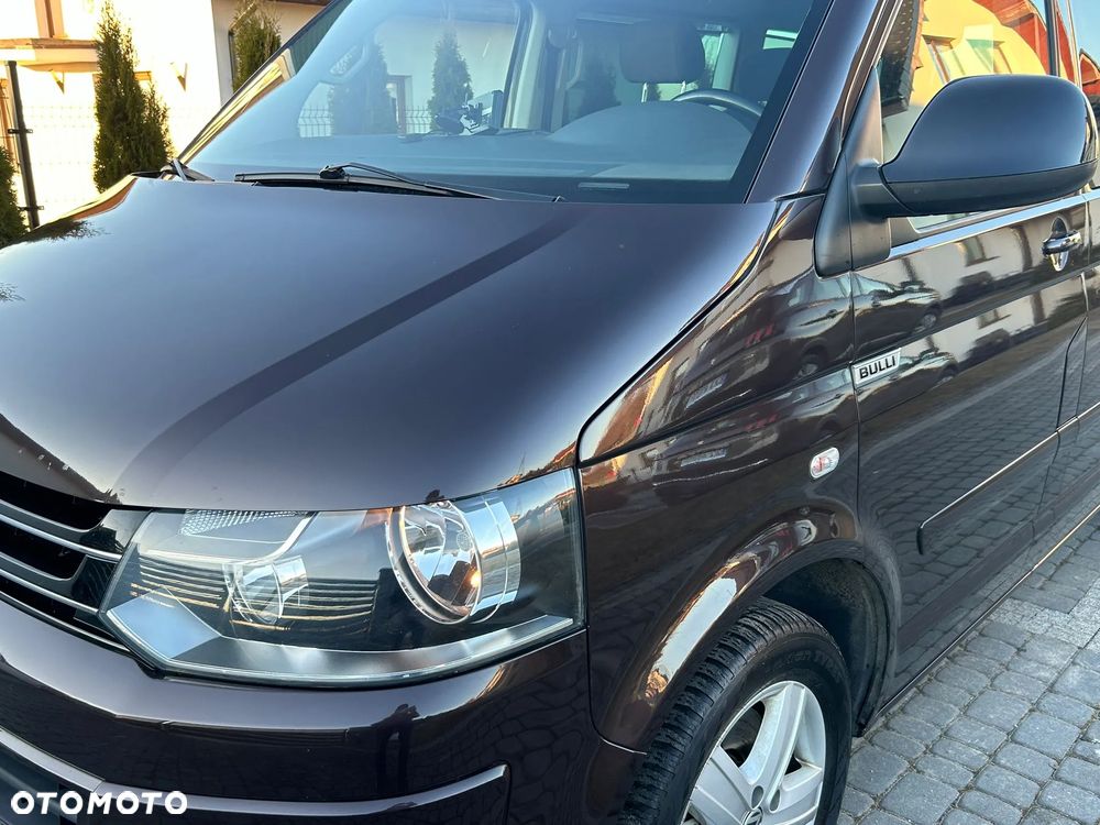 Volkswagen Caravelle - 11