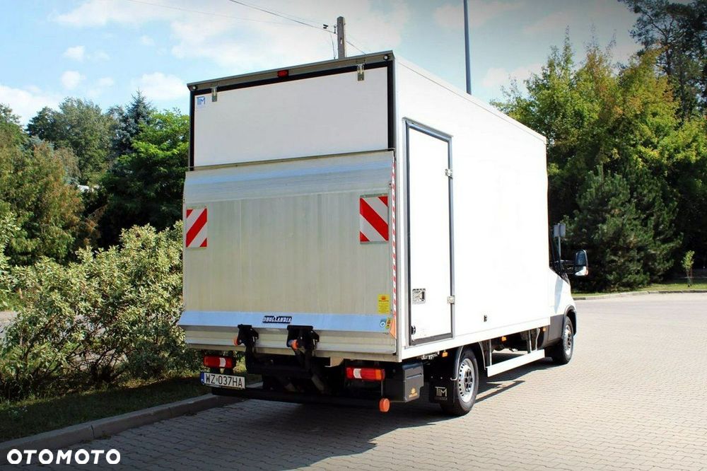 Iveco Daily 35S18 kontener 9eu palet + winda Dhollandia750kg