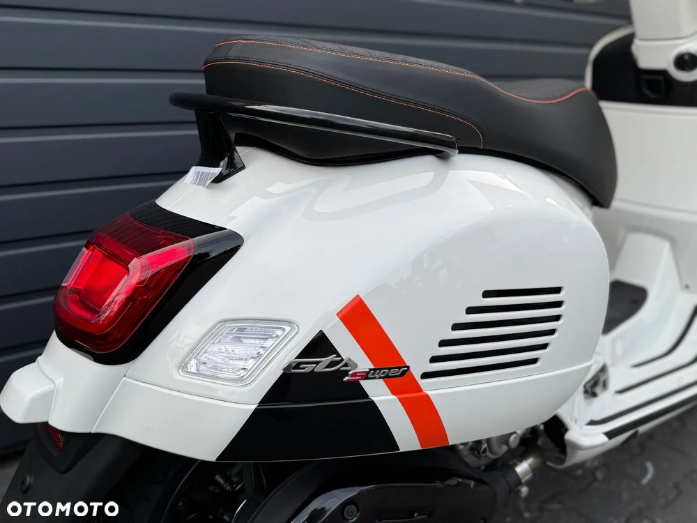 Vespa GTS - 5