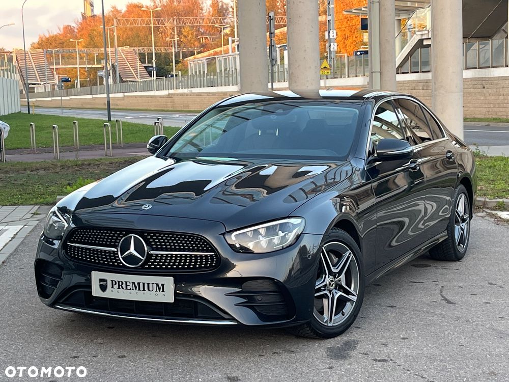 Mercedes-Benz E-Class 2021 photo 5