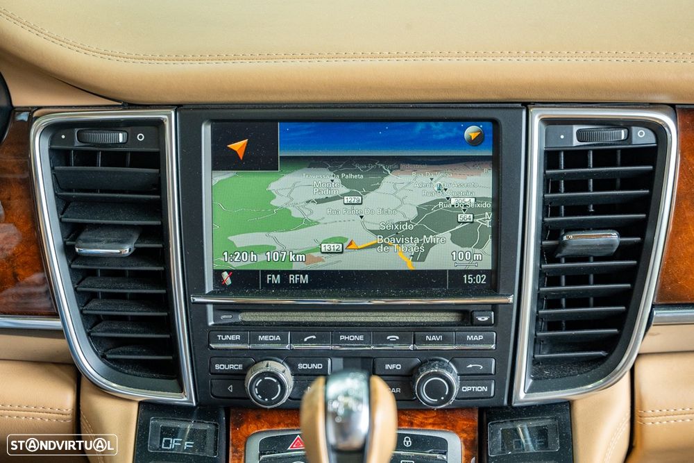 Porsche Panamera 3.0 V6 - 12