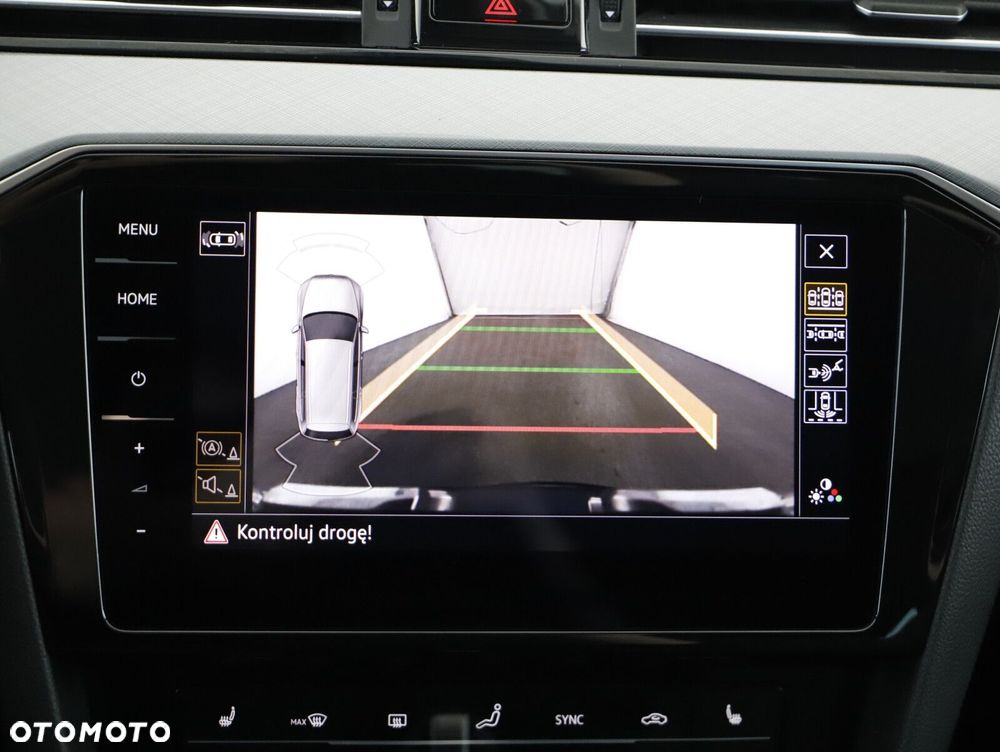 Volkswagen Passat Variant 2.0 TDI 4Mot Elegance DSG - 18