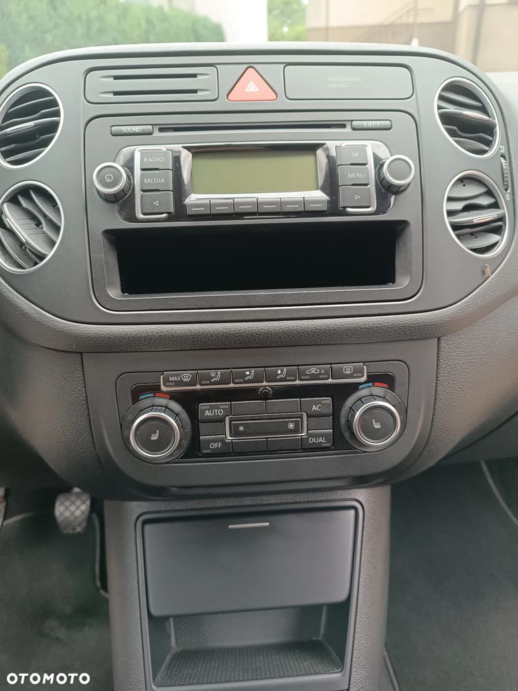 Volkswagen Golf Plus 1.6 Comfortline - 12