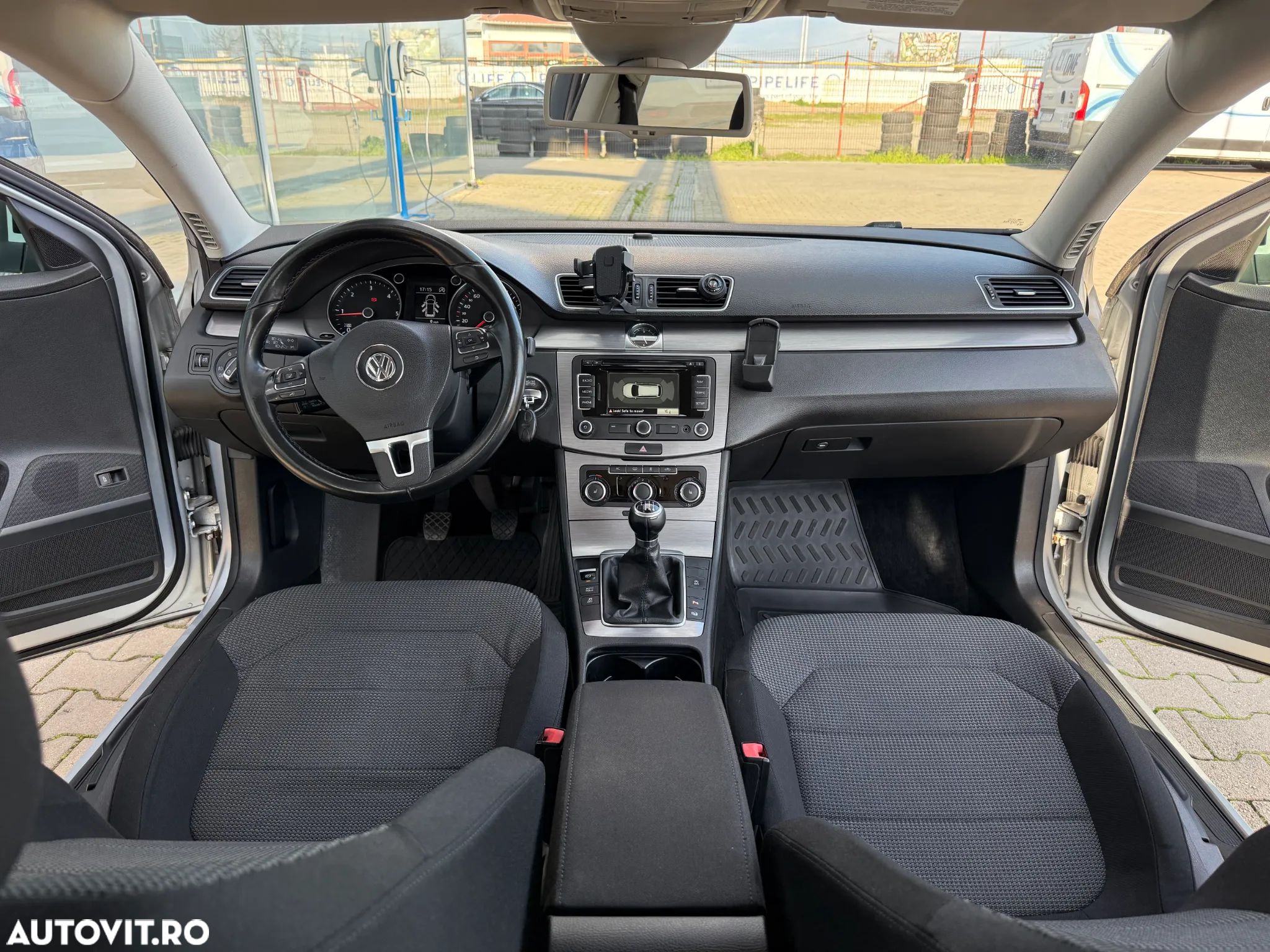 Volkswagen Passat Variant 2.0 TDI BlueMotion Technology Highline - 1