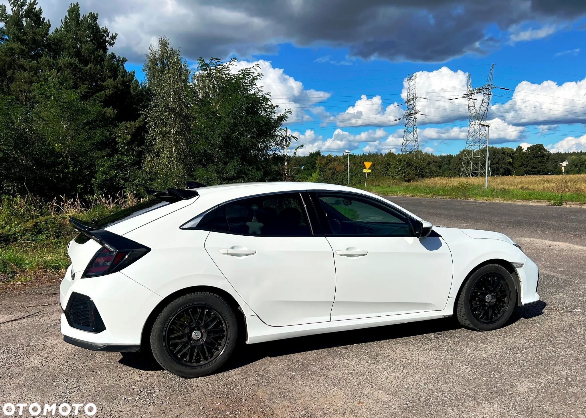 Honda Civic 1.6 i-DTEC Executive Black Edition - 9