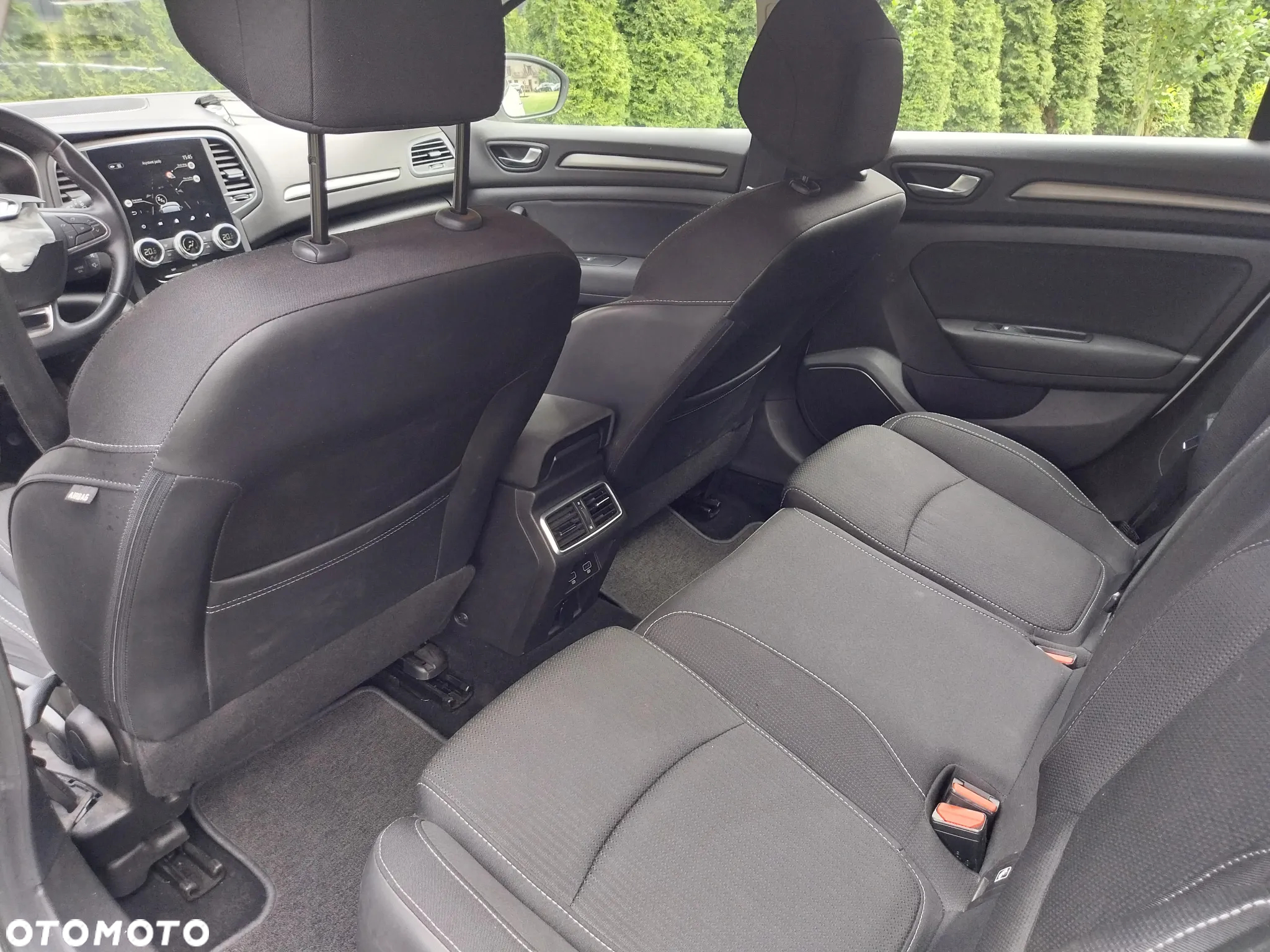 Renault Megane 1.5 Blue dCi Intens - 16