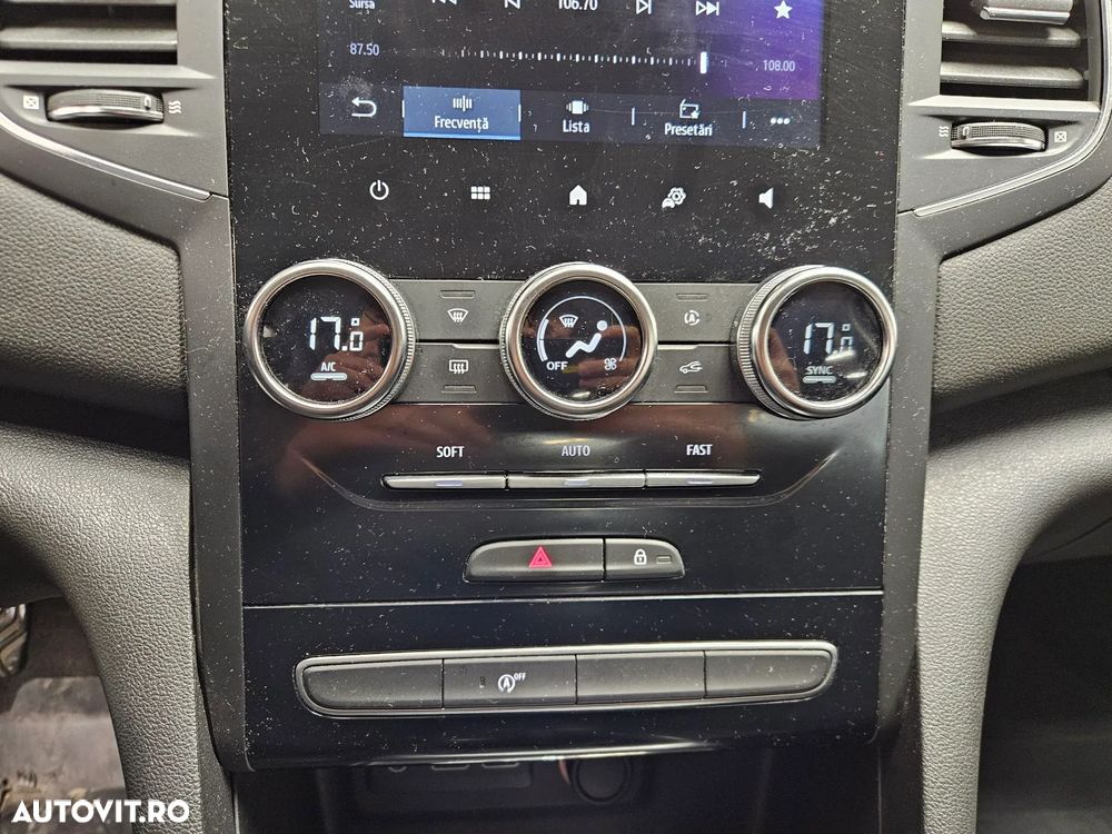 Renault Megane TCe GPF Zen - 8