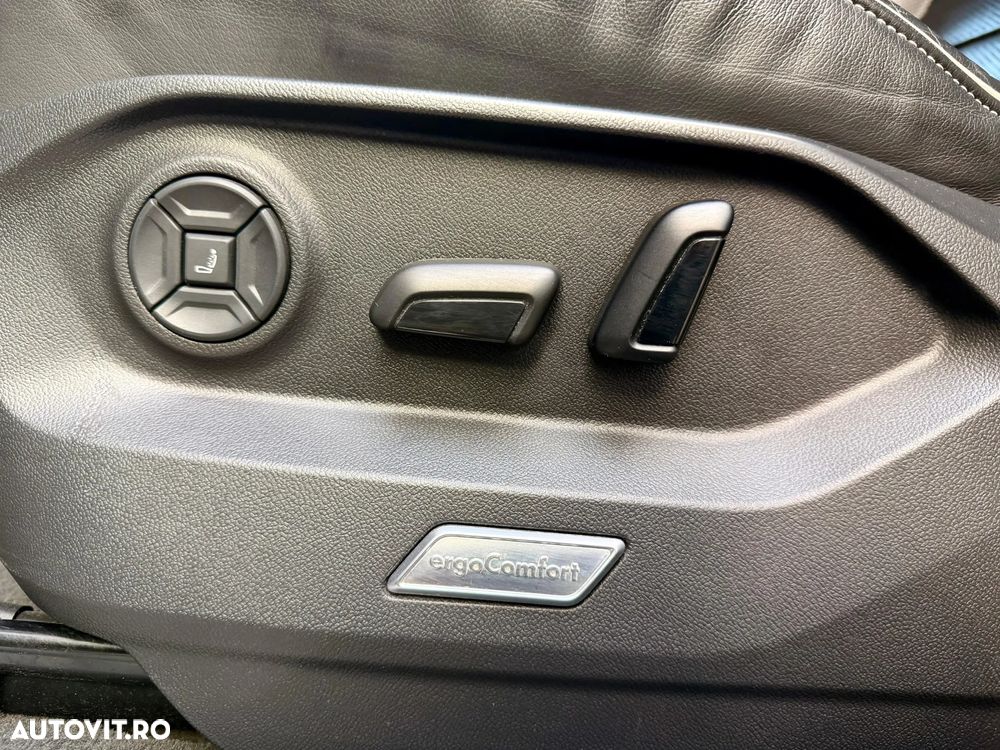 Volkswagen Touareg V6 TDI Elegance - 23