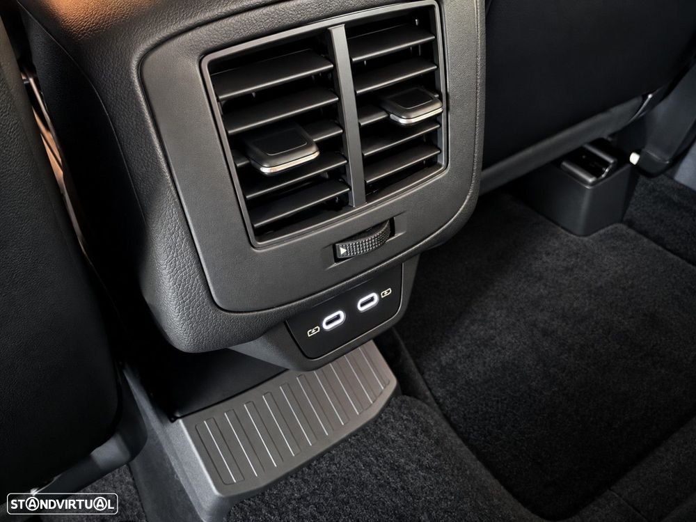 VW T-Roc 1.0 TSI OPF R-Line - 17