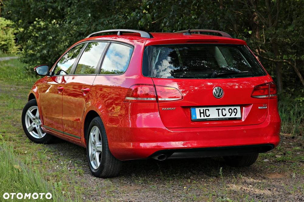 Volkswagen Passat Variant 1.6 TDI BlueMotion Technology Highline - 11