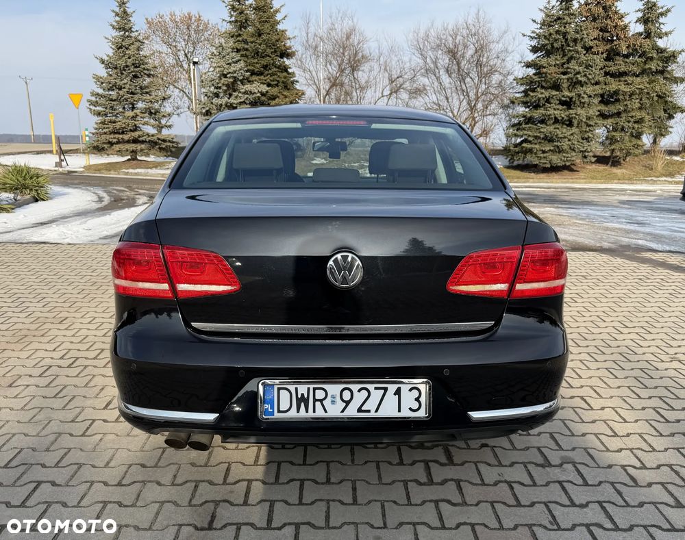 Volkswagen Passat - 5