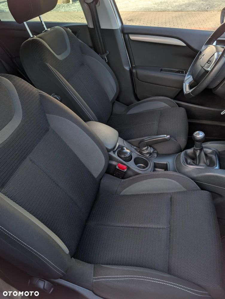 Citroën C4 BlueHDi 100 Stop&Start 86g Selection - 17