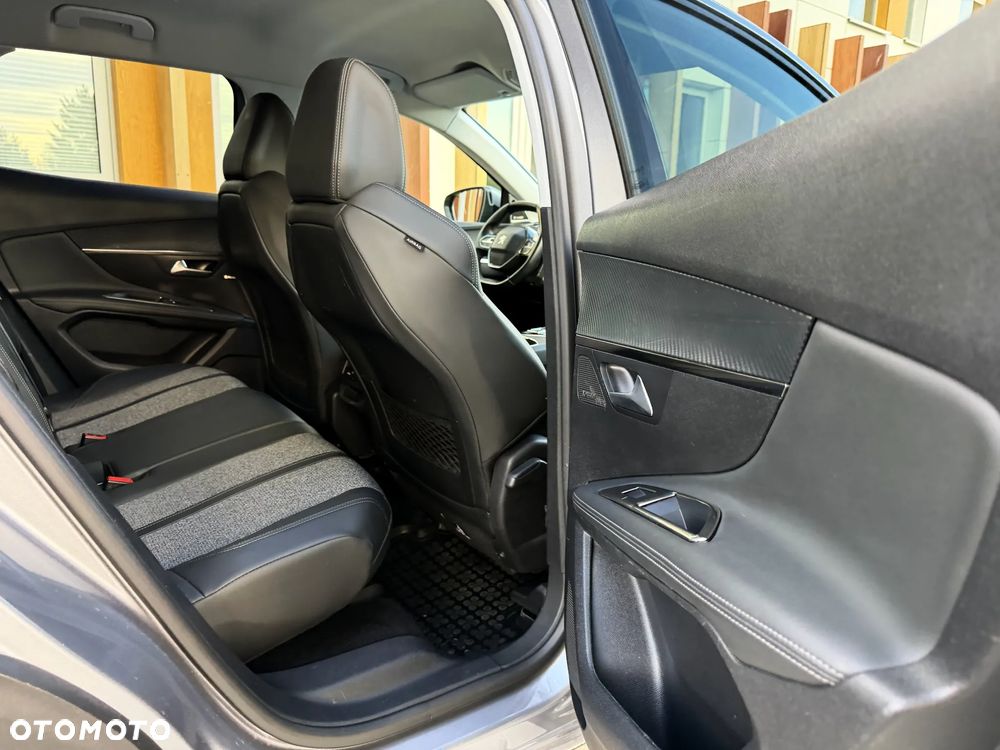 Peugeot 3008 BlueHDi 130 Stop & Start EAT8 Allure - 15