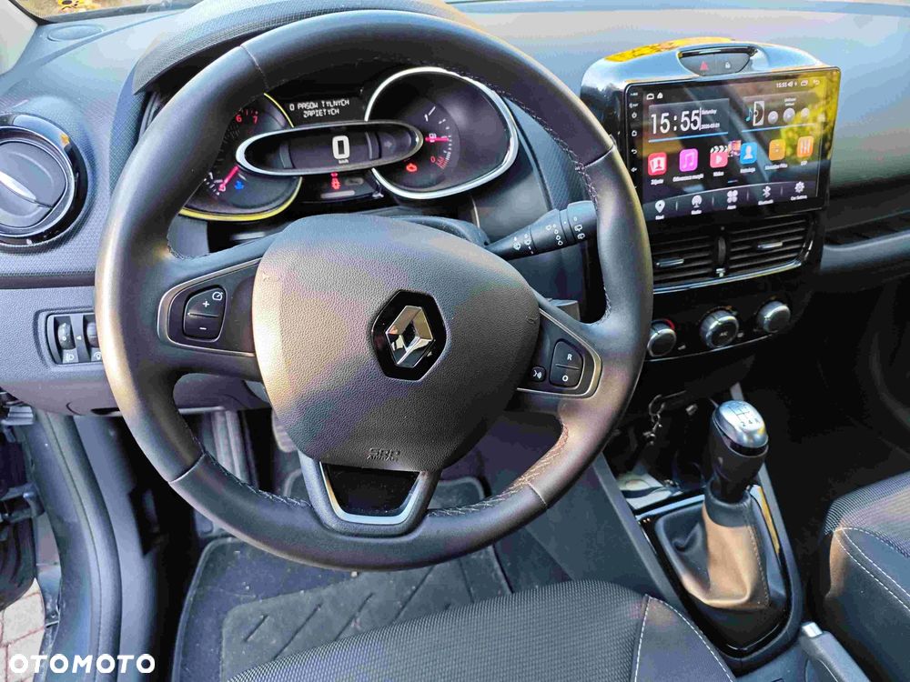 Renault Clio - 5