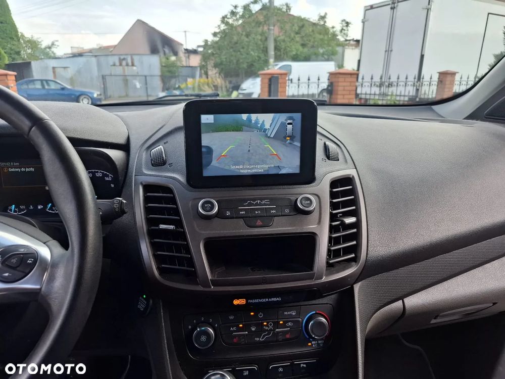 Ford Tourneo Connect 1.0 EcoBoost Start-Stop Ambiente - 10