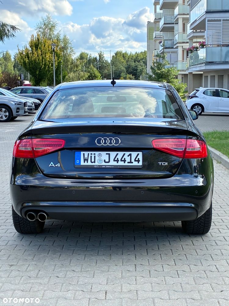 Audi A4 Limousine - 18