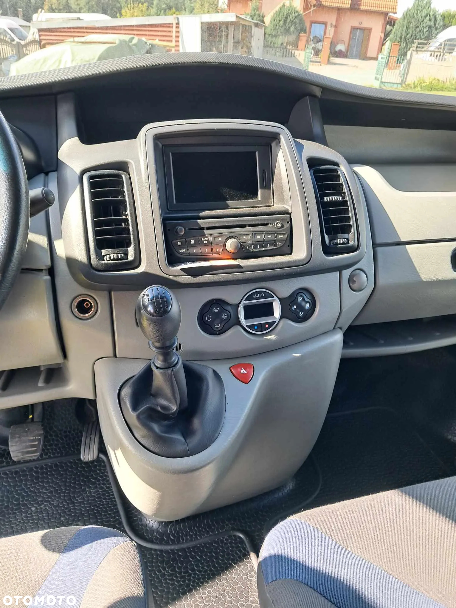 Renault Trafic - 4