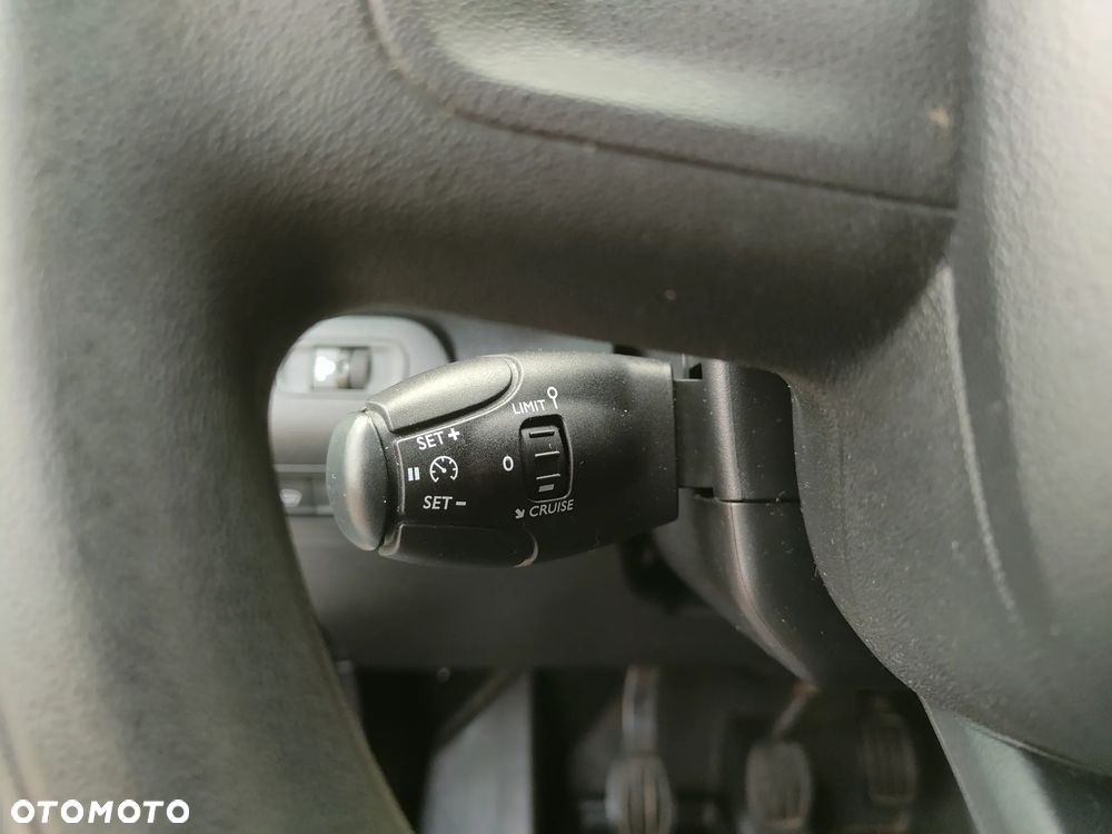 Citroën Berlingo XL Maxi 2022r L2 1.5 Diesel 130PS - 16