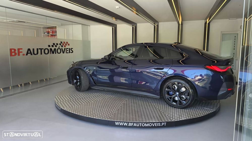 BMW i4 eDrive35 Pack Desportivo M Pro - 16