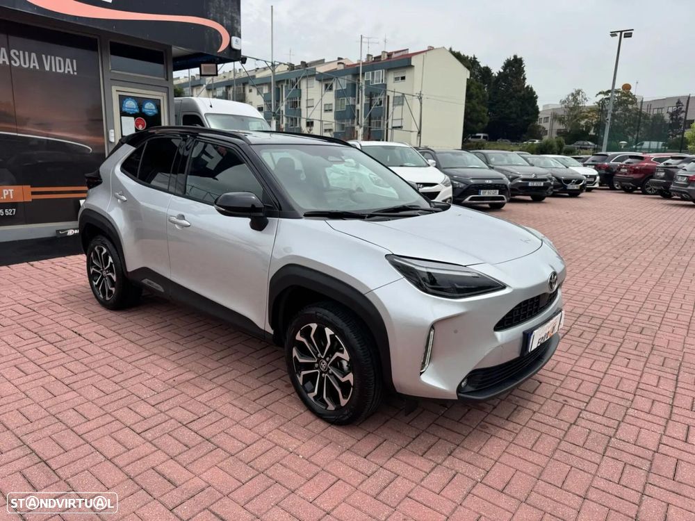 Toyota Yaris Cross 1.5 HDF Comfort Plus AWD - 24