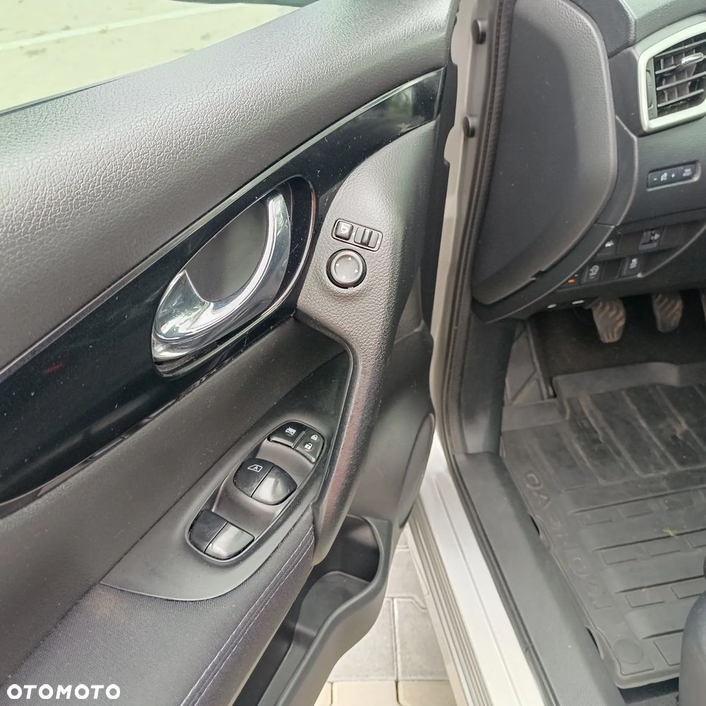 Nissan Qashqai - 15