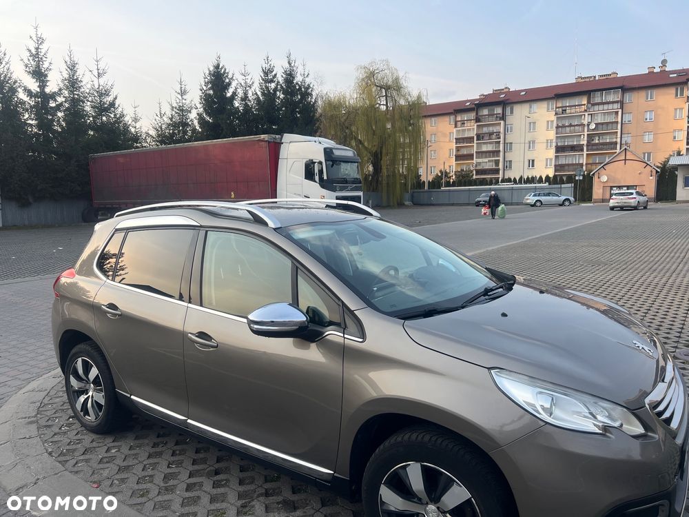 Peugeot 2008 1.6 VTi Allure - 3