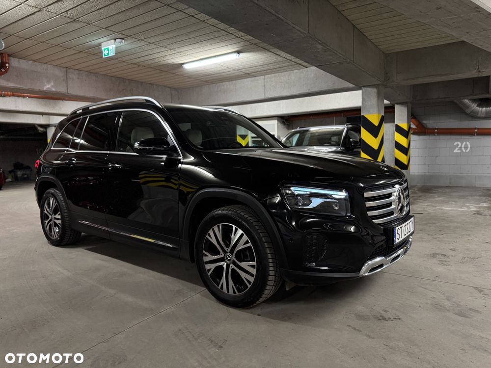 Mercedes-Benz GLB - 9