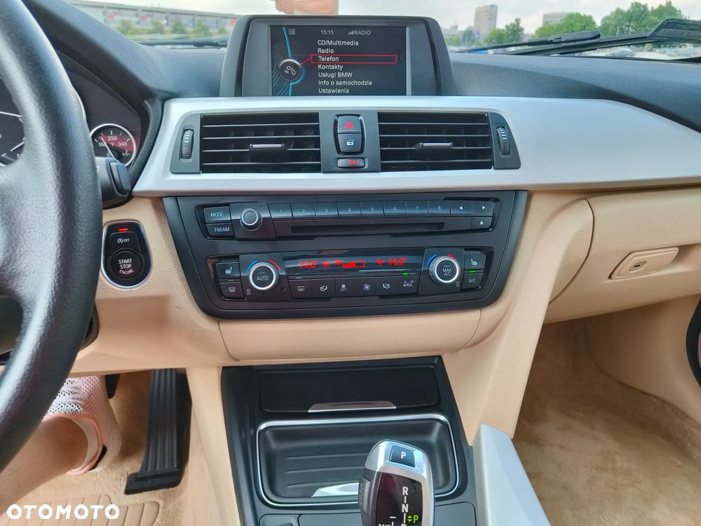 BMW Seria 3 328i xDrive - 6