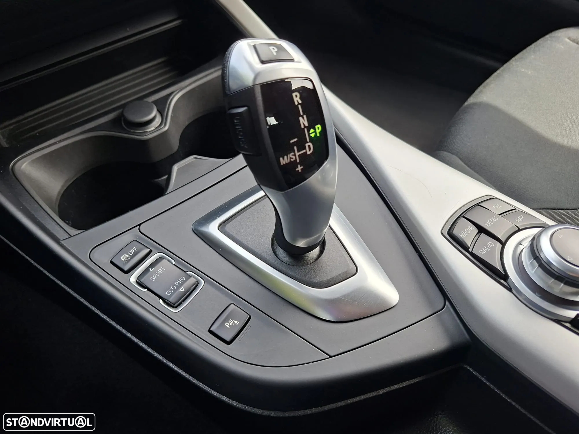 BMW 116 d Aut. Luxury Line - 35