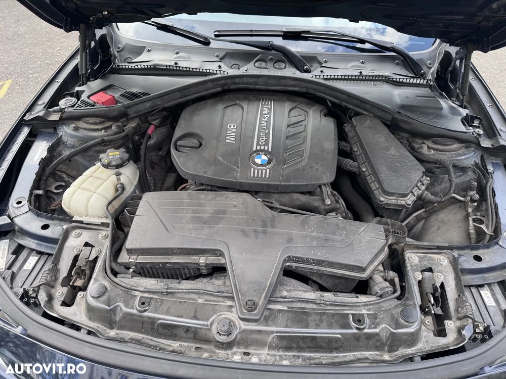 BMW Seria 3 320d DPF Aut. - 24