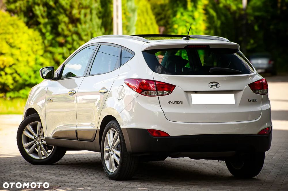 Hyundai ix35 1.7 CRDi 2WD blue Finale Gold - 13