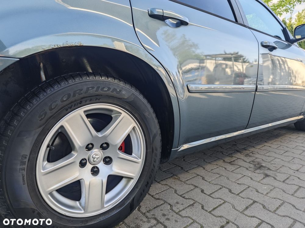 Dodge Magnum - 6