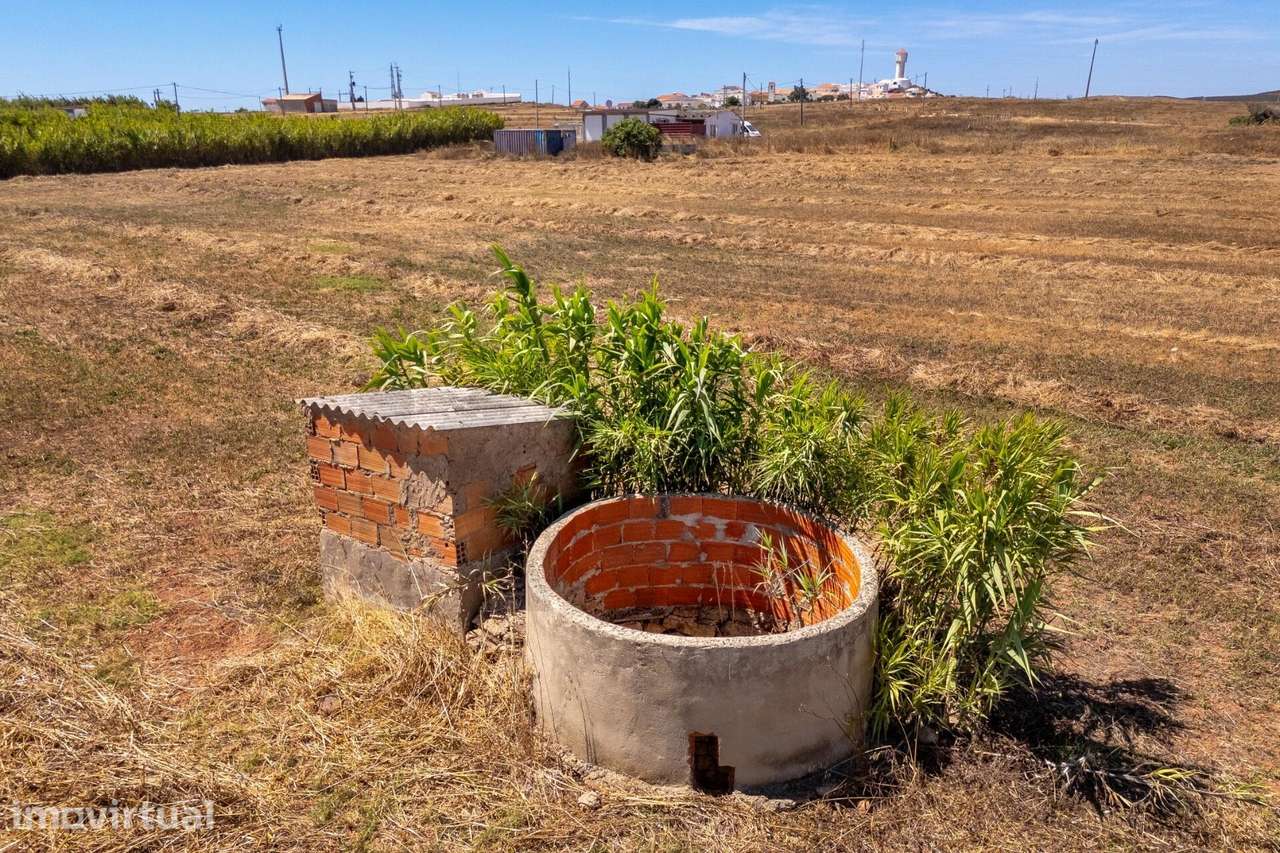 Terrenos rústicos com três poços, em Vila do Bispo - Grande imagem: 5/11