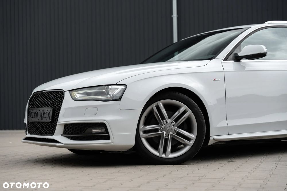 Audi A4 Avant 2.0 TDI DPF S line Sportpaket - 6