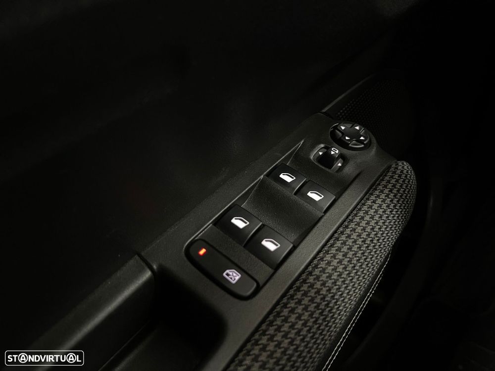 Citroën C3 Aircross 1.2 PureTech Shine - 36