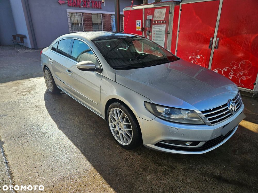 Volkswagen Passat 2.0 TSI Highline DSG - 2