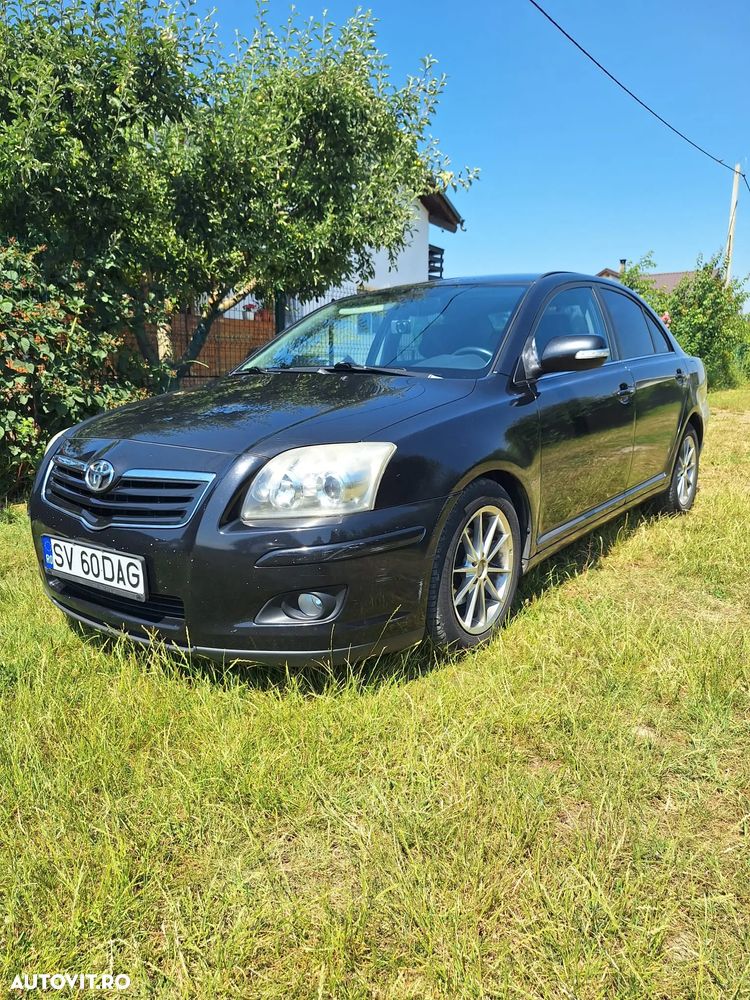Toyota Avensis 1.6 Sedan Terra - 2
