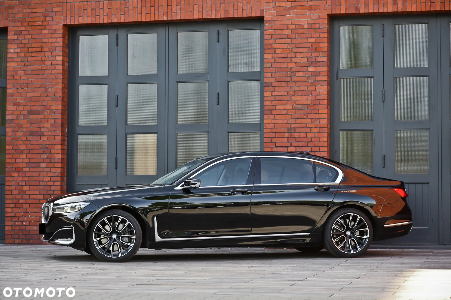 BMW Seria 7 750Li xDrive - 8
