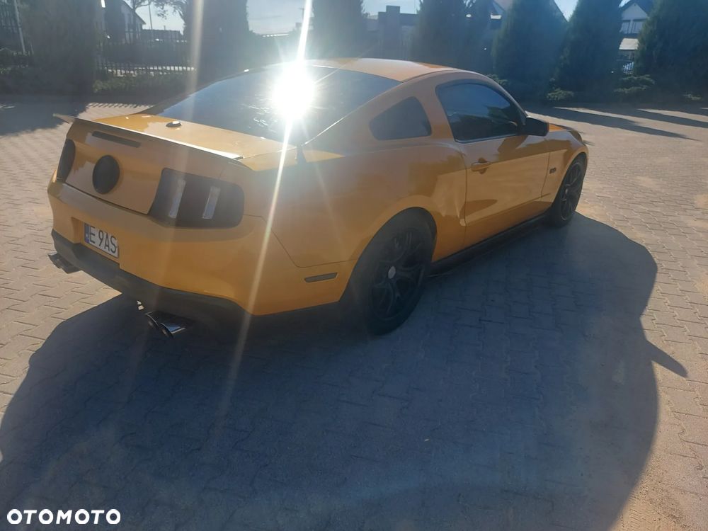 Ford Mustang 5.0 V8 GT - 20