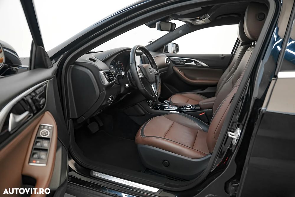 Infiniti QX30 2.2d DCT AWD Premium Tech - 22