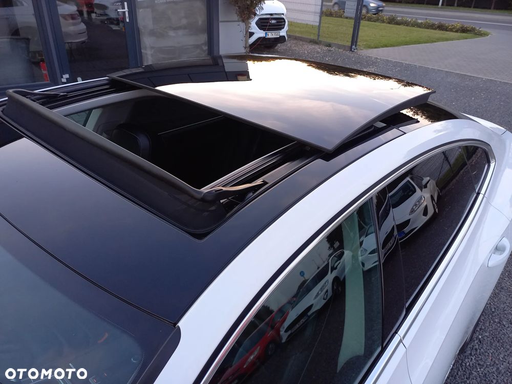Volkswagen Arteon 2.0 TDI Bi-Turbo SCR 4Mot Elegance DSG - 17