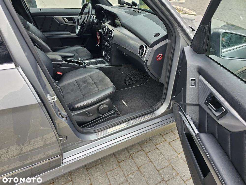 Mercedes-Benz GLK - 33