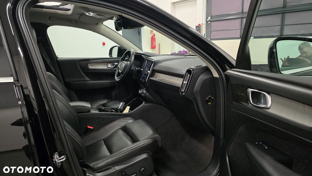Volvo XC 40 D4 AWD Inscription - 7
