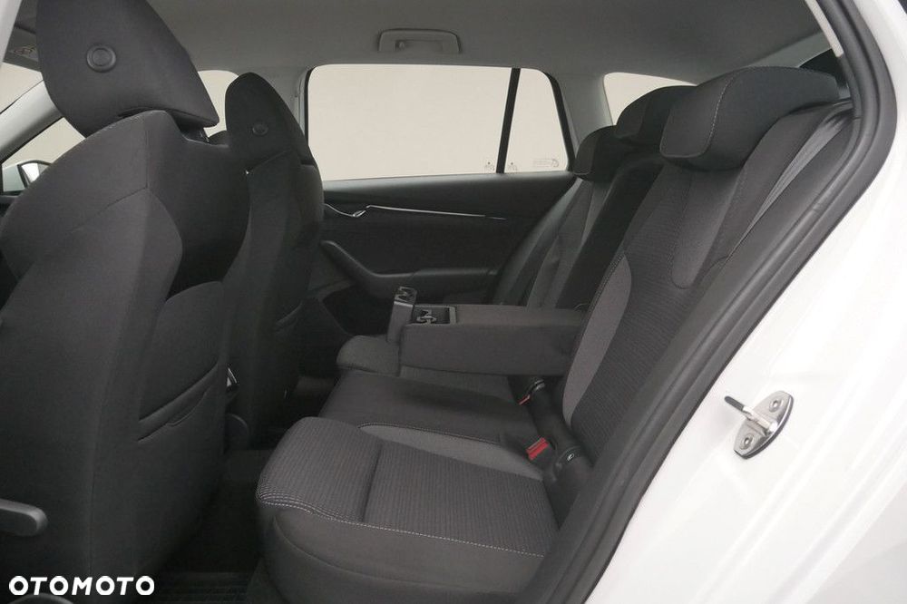 Skoda Octavia 2.0 TDI Ambition DSG - 15