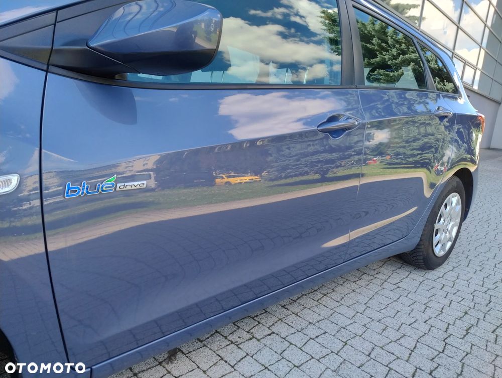 Hyundai i30 1.6 Trend - 34