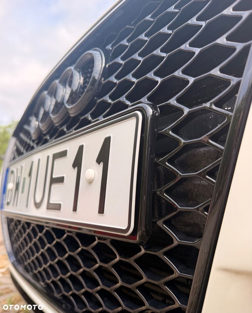 Audi A1 3-drzwiowe 1.6 TDI S line edition - 19