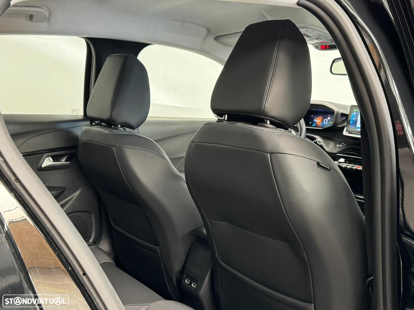 Peugeot e-208 50 kWh Allure Pack - 22