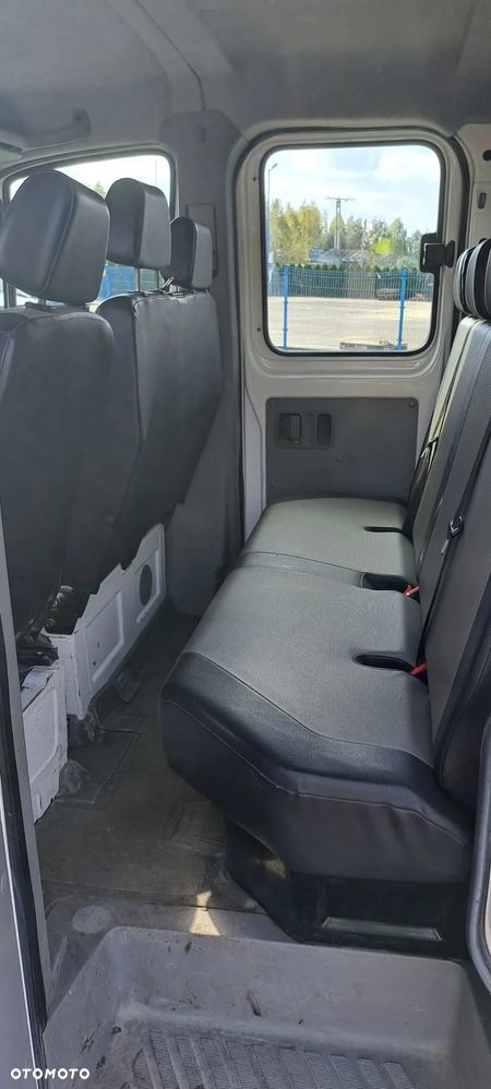 Volkswagen Crafter - 13