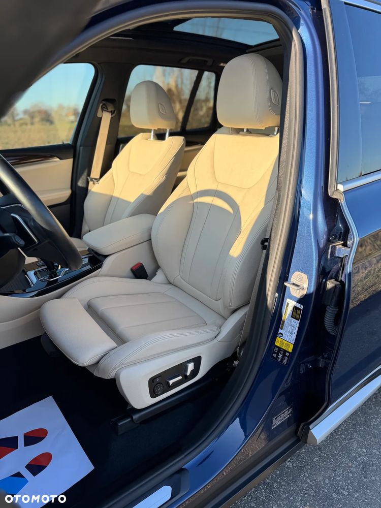 BMW X3 xDrive30i xLine - 30